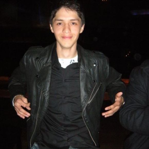 Meet your Posher, Adrian - Picture 1 of 1